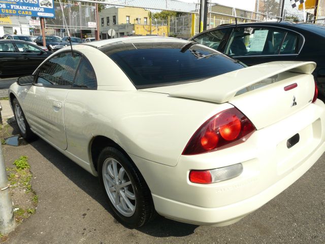Mitsubishi Eclipse 2002 photo 3
