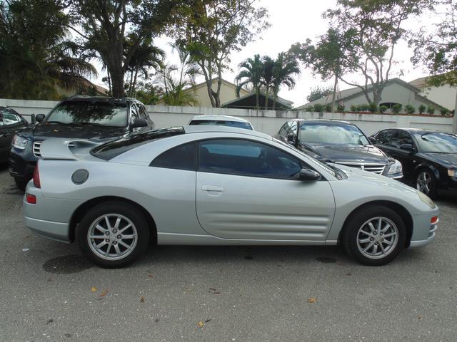 Mitsubishi Eclipse 2002 photo 1