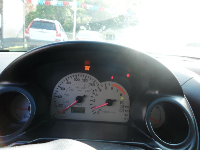 Mitsubishi Eclipse 2002 photo 2