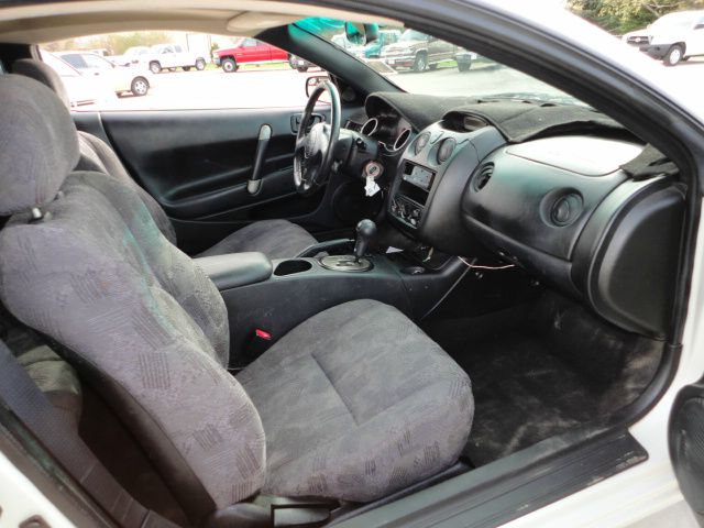 Mitsubishi Eclipse 2002 photo 2