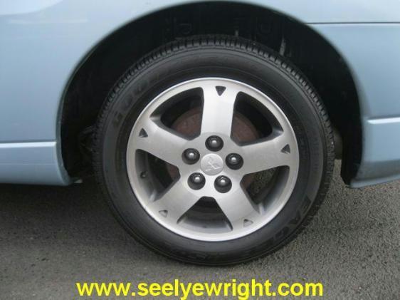 Mitsubishi Eclipse 2003 photo 2
