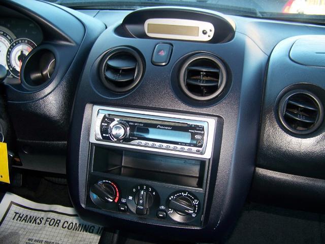 Mitsubishi Eclipse 2003 photo 4