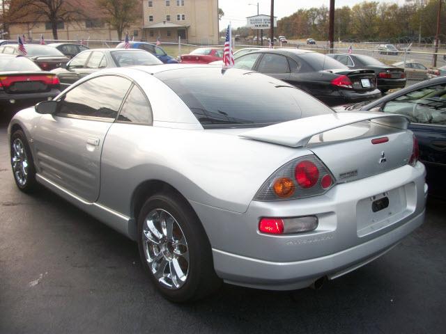 Mitsubishi Eclipse 2003 photo 2