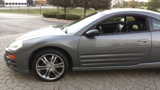 Mitsubishi Eclipse 2003 photo 2