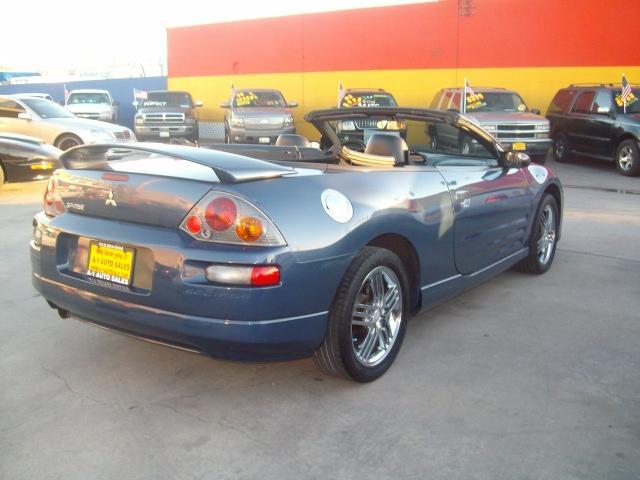 Mitsubishi Eclipse 2003 photo 2