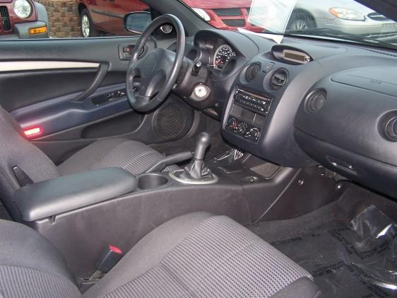 Mitsubishi Eclipse 2003 photo 2