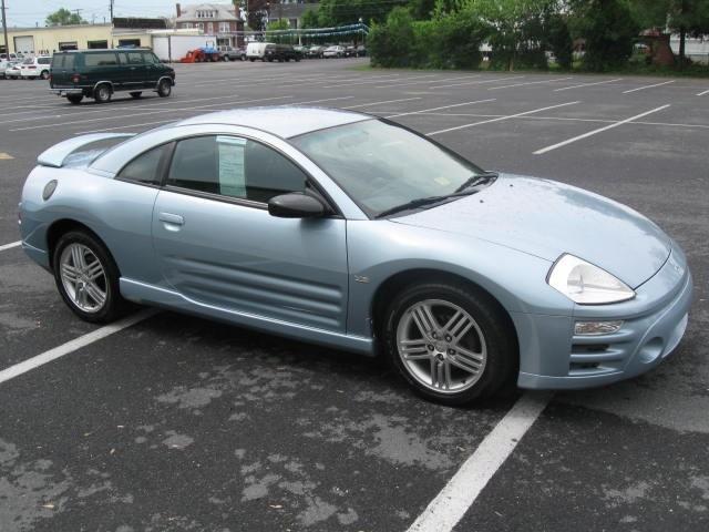 Mitsubishi Eclipse 2003 photo 2