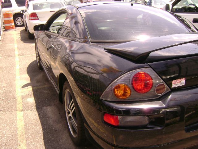 Mitsubishi Eclipse 2003 photo 1