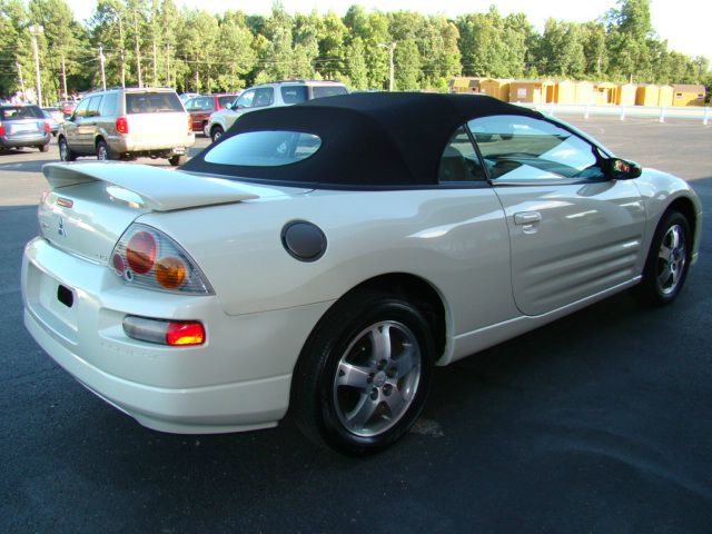 Mitsubishi Eclipse 2003 photo 2