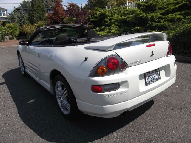 Mitsubishi Eclipse 2003 photo 2