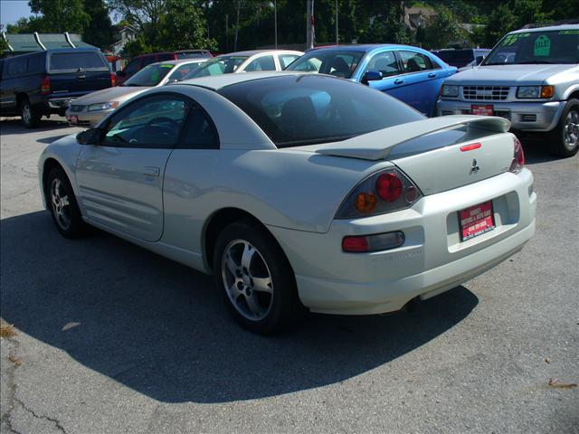 Mitsubishi Eclipse 2003 photo 2