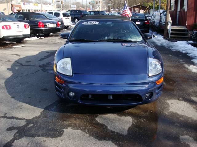 Mitsubishi Eclipse 2003 photo 2