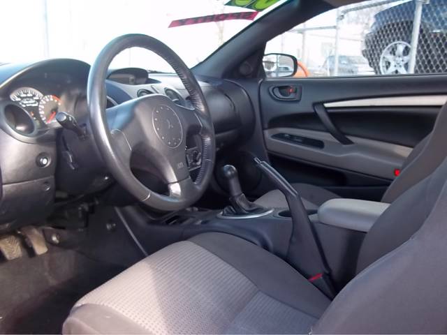 Mitsubishi Eclipse 2003 photo 2