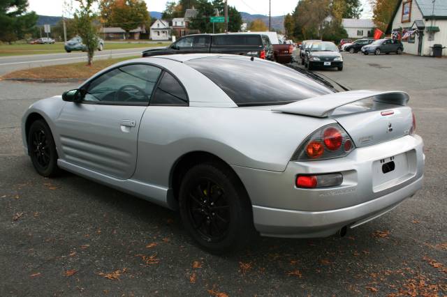 Mitsubishi Eclipse 2003 photo 2