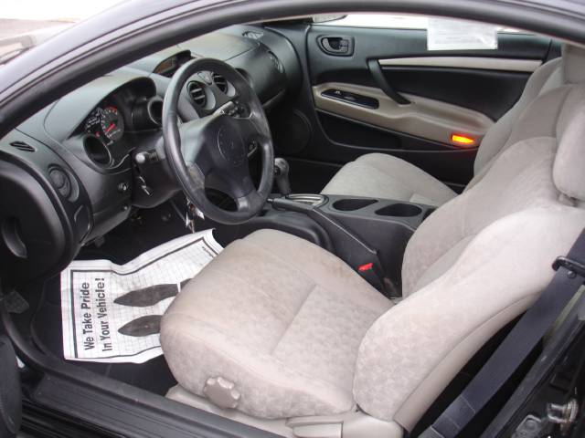 Mitsubishi Eclipse 2003 photo 2