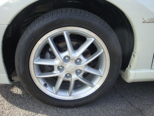 Mitsubishi Eclipse 2003 photo 2