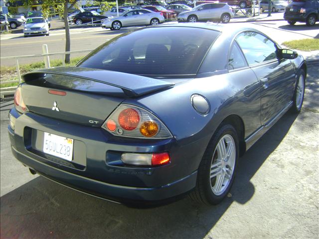 Mitsubishi Eclipse 2004 photo 2