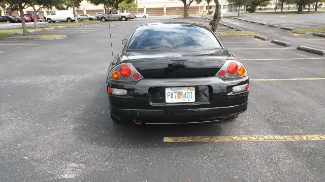Mitsubishi Eclipse 2004 photo 3