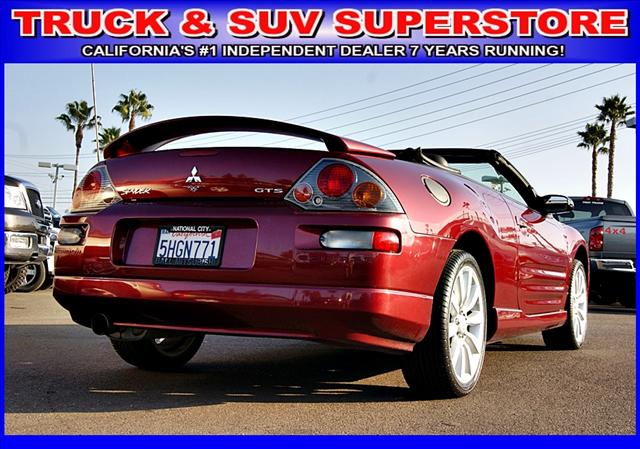 Mitsubishi Eclipse 2004 photo 2