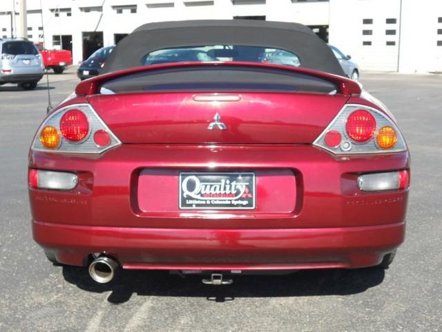 Mitsubishi Eclipse 2004 photo 3