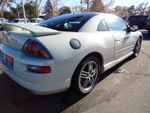 Mitsubishi Eclipse 2004 photo 2