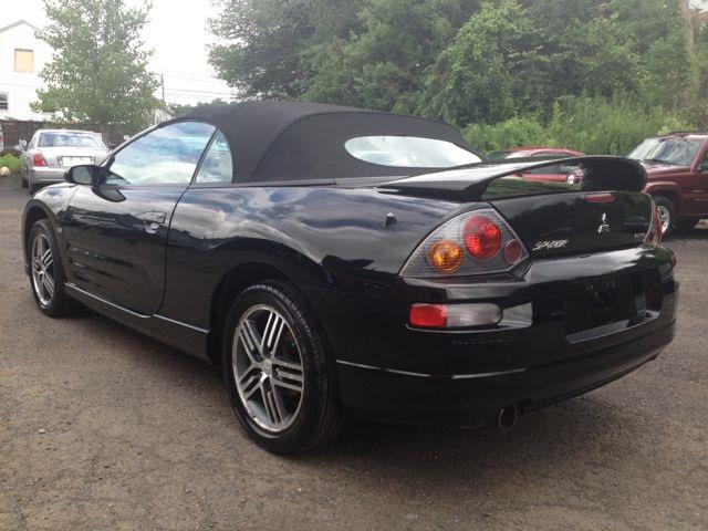 Mitsubishi Eclipse 2004 photo 2