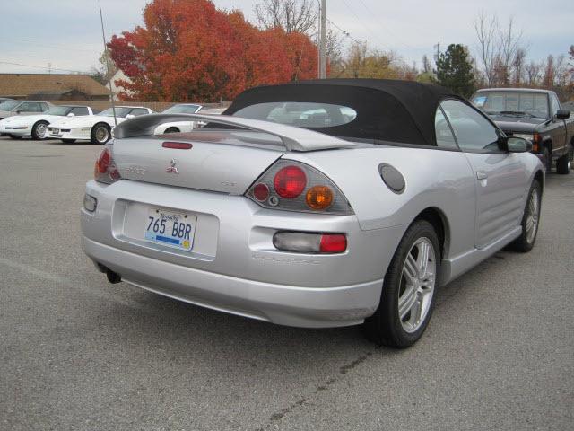 Mitsubishi Eclipse 2004 photo 3