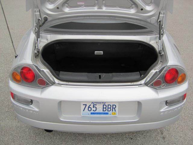 Mitsubishi Eclipse 2004 photo 5