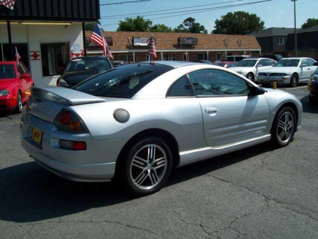 Mitsubishi Eclipse 2004 photo 3