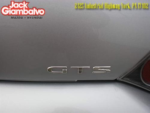 Mitsubishi Eclipse 2004 photo 2