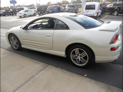 Mitsubishi Eclipse 2004 photo 1