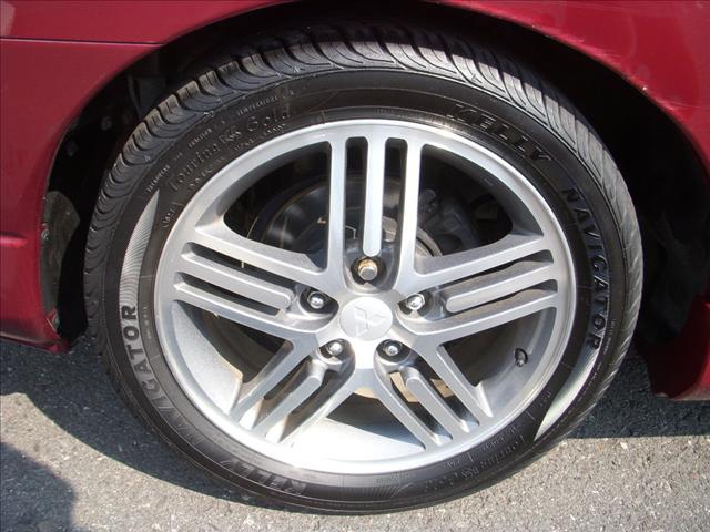 Mitsubishi Eclipse 2004 photo 2