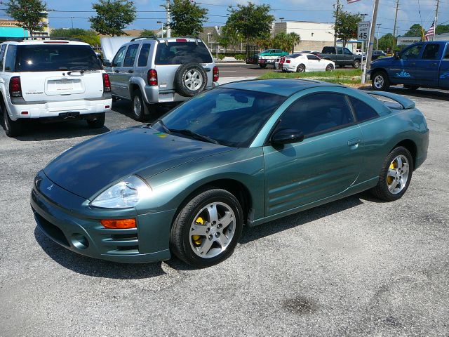Mitsubishi Eclipse 2004 photo 4
