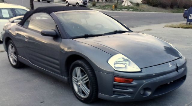 Mitsubishi Eclipse 2004 photo 2