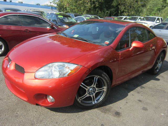Mitsubishi Eclipse 2006 photo 2