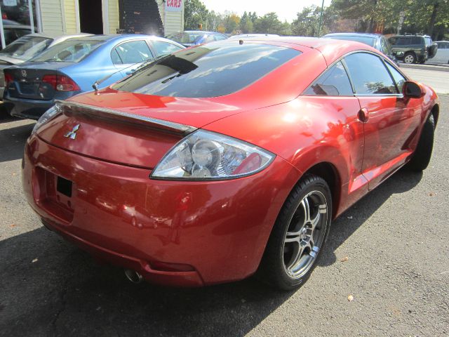 Mitsubishi Eclipse 2006 photo 3
