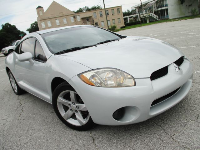 Mitsubishi Eclipse 2006 photo 3