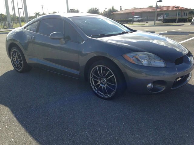 Mitsubishi Eclipse 2006 photo 4