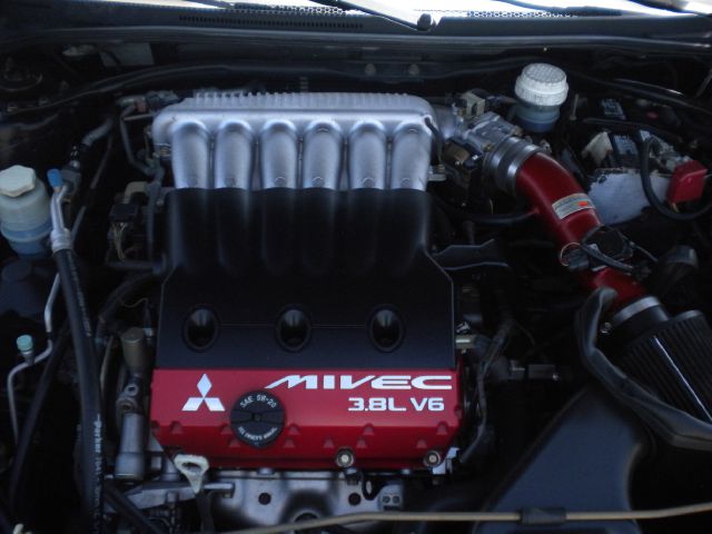 Mitsubishi Eclipse 2006 photo 2