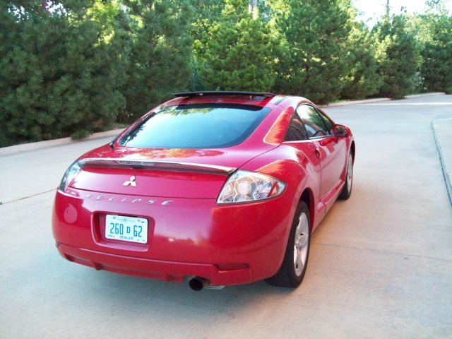 Mitsubishi Eclipse 2006 photo 4