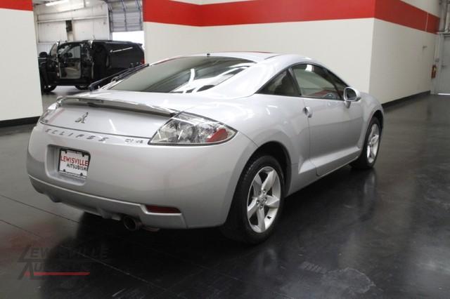Mitsubishi Eclipse 2007 photo 4