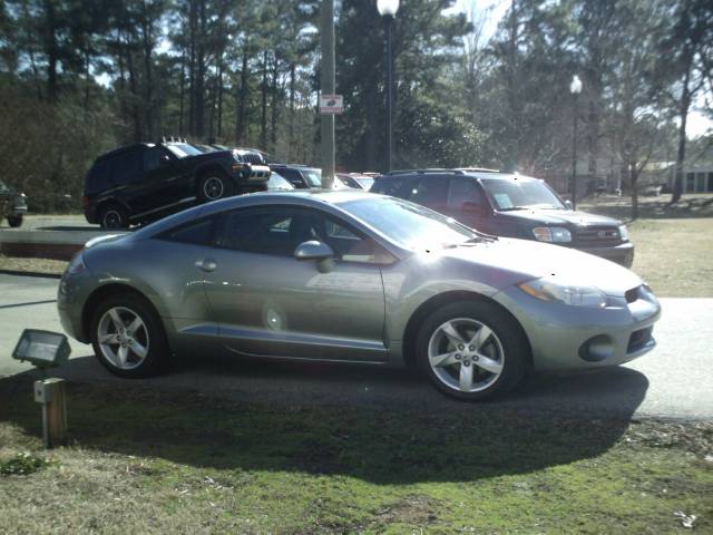 Mitsubishi Eclipse 2007 photo 3