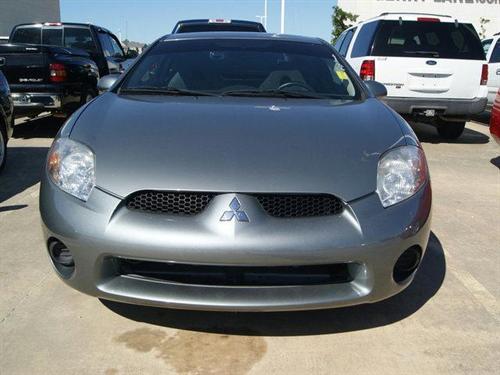 Mitsubishi Eclipse 2007 photo 2