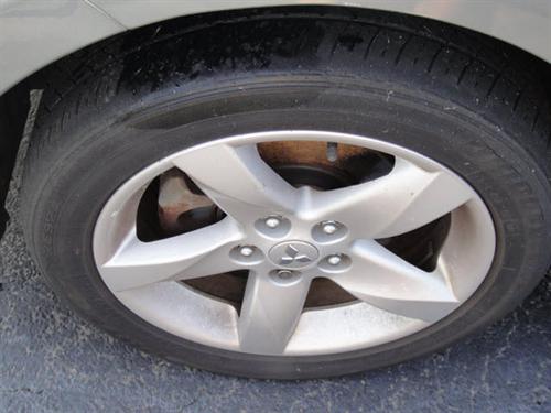 Mitsubishi Eclipse 2007 photo 2