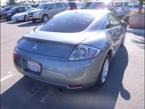Mitsubishi Eclipse 2007 photo 4