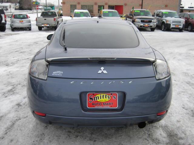 Mitsubishi Eclipse 2007 photo 2