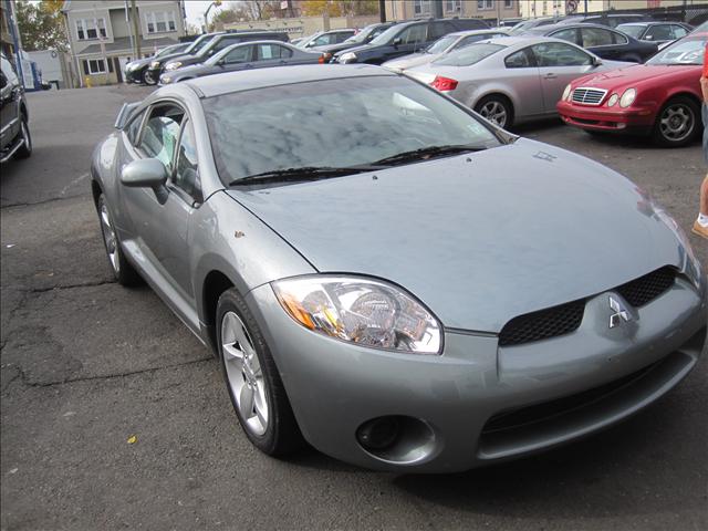 Mitsubishi Eclipse 2007 photo 2