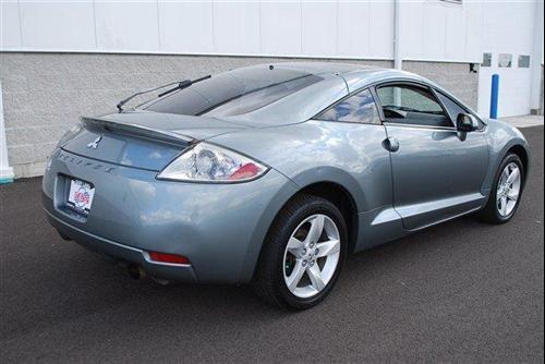 Mitsubishi Eclipse 2007 photo 2