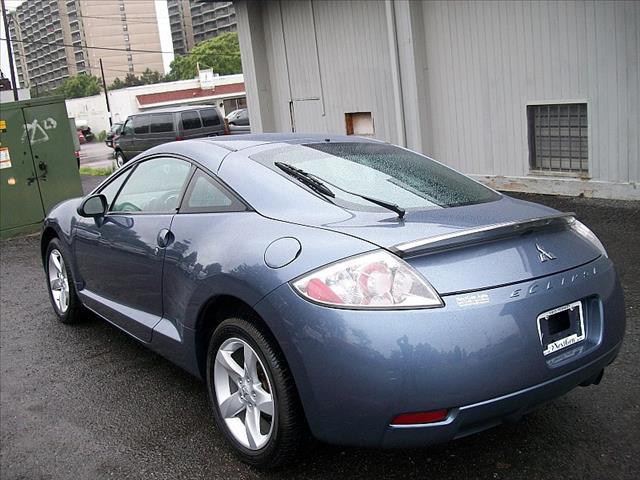 Mitsubishi Eclipse 2007 photo 3