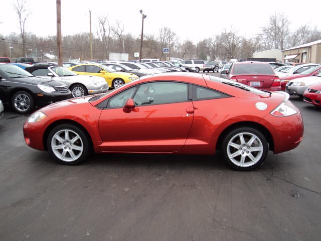 Mitsubishi Eclipse 2007 photo 2